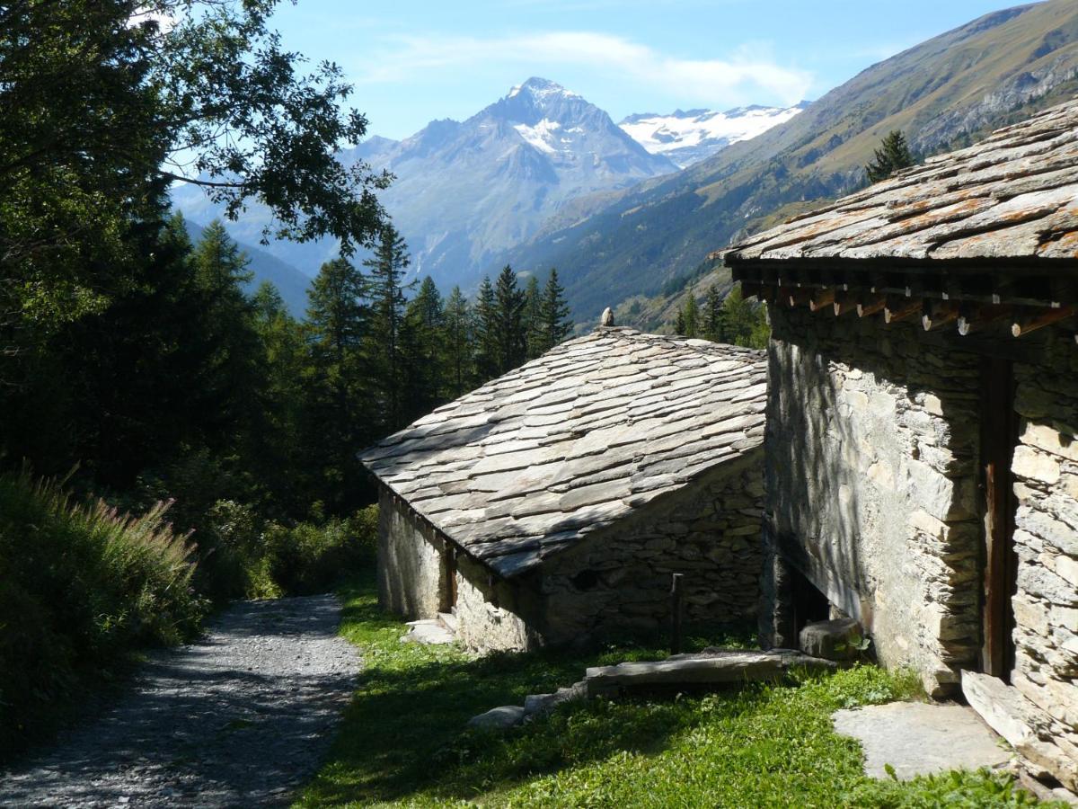 le burel la triade 4 personnes Lanslevillard Extérieur photo